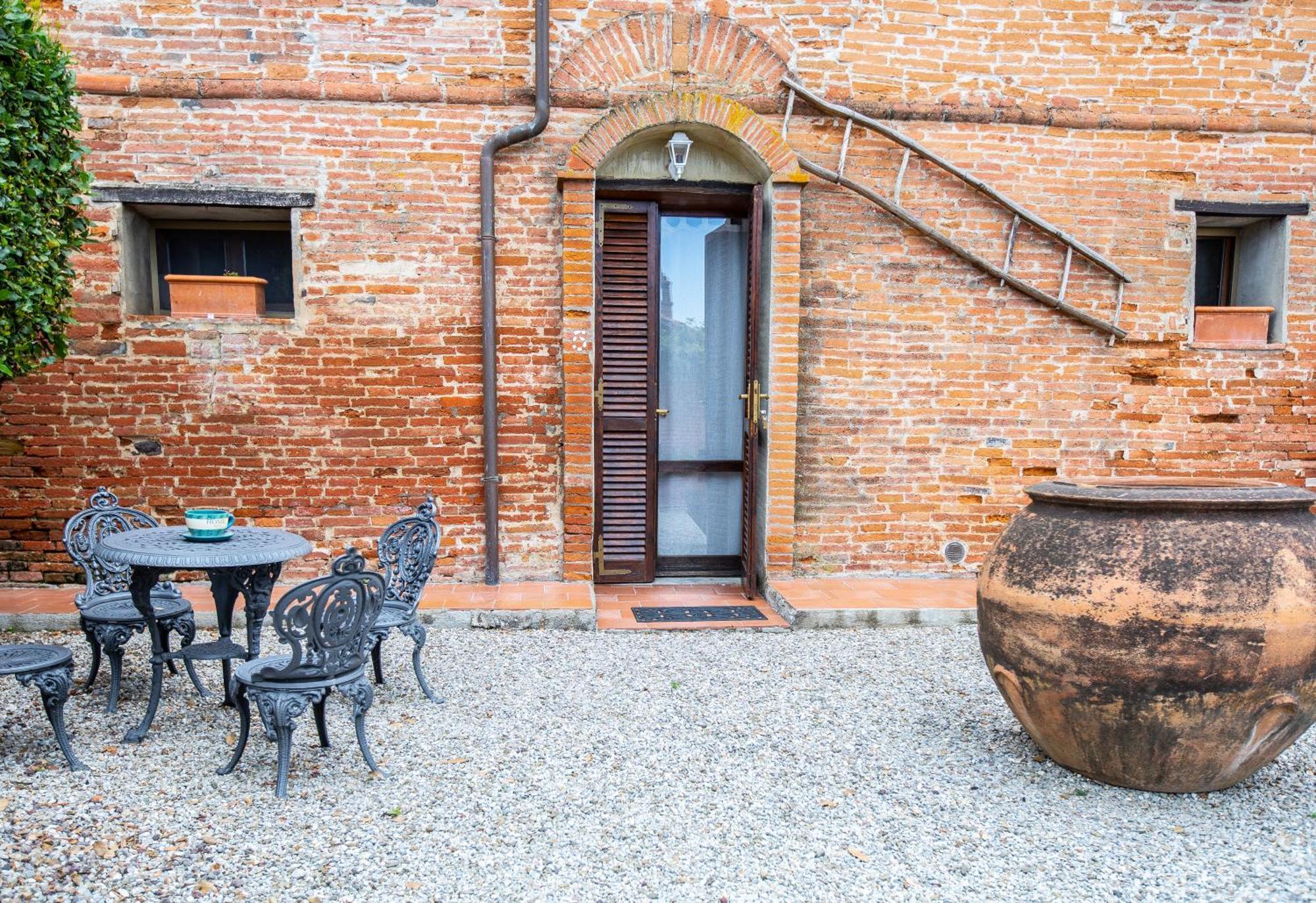 Willa Agriturismo Palazzo Val Del Sasso Villastrada  Zewnętrze zdjęcie